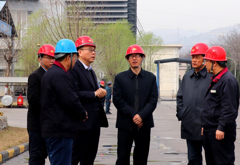 巴彥淖爾市烏拉特后旗旗委副書記、旗長趙峻嶺一行蒞臨公司考察交流